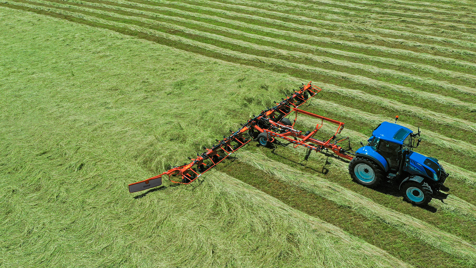 KUHN GF13003T 1/32 ジャイロテッダー GF 13003 T: 13 m of simplicity! | KUHN