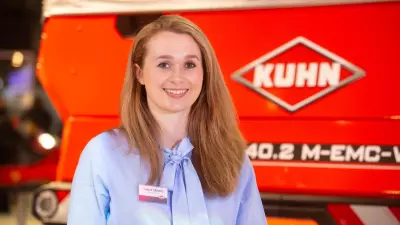 HEADSHOT_LOUISE_SKINNER