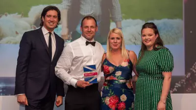 british-farming-awards-neil-fell-contractor-of-the-year-kuhn