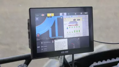 An ISOBUS CCI 1200 Terminal accessible on the PLANTER 3