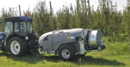 Photo du pulvérisateur GEO M 2 au travail