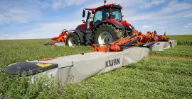 Das GMD 15030 bei der Arbeit auf einem Feld