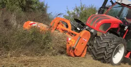 PRO 210 shredder at work on sloping verges