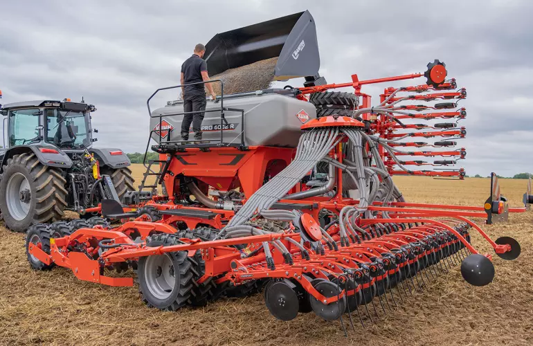ESPRO 1002 (R) seed drills side plateform