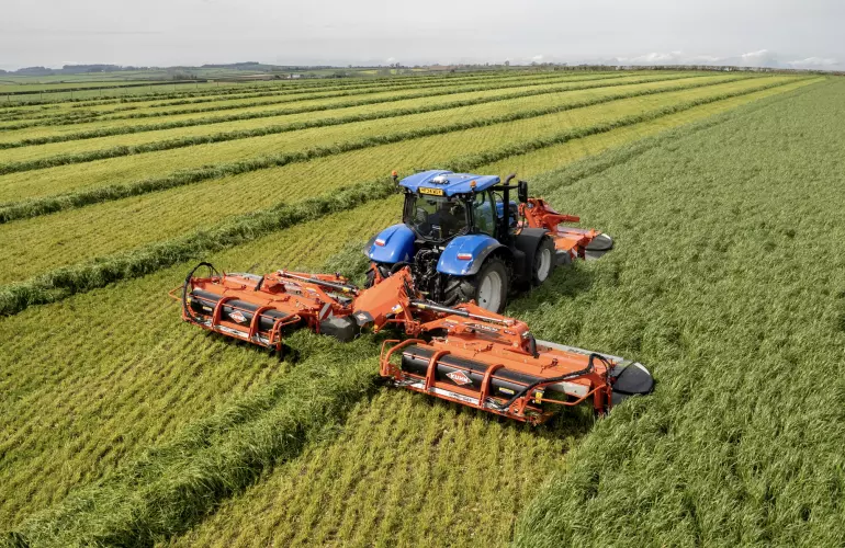 WT Box Triple Mowers 2