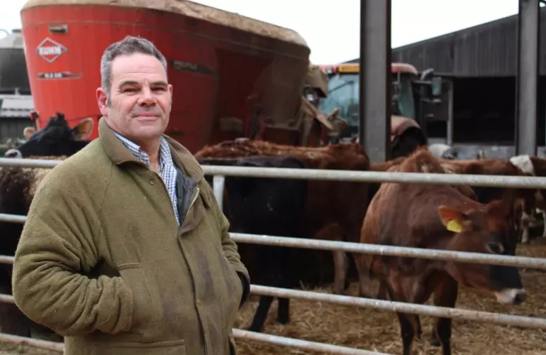 profile-plus-testimonial-redmore-feeder-wagon-mixing