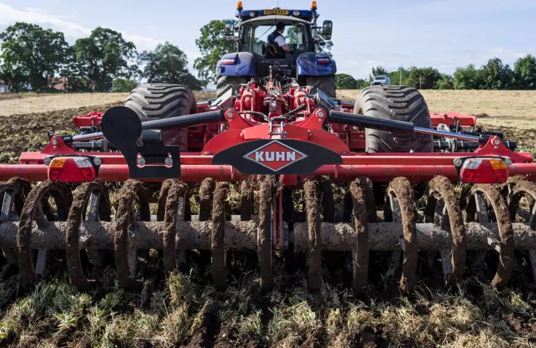 optimer-min-till-stubble-cultivator-gordon-stewart-1