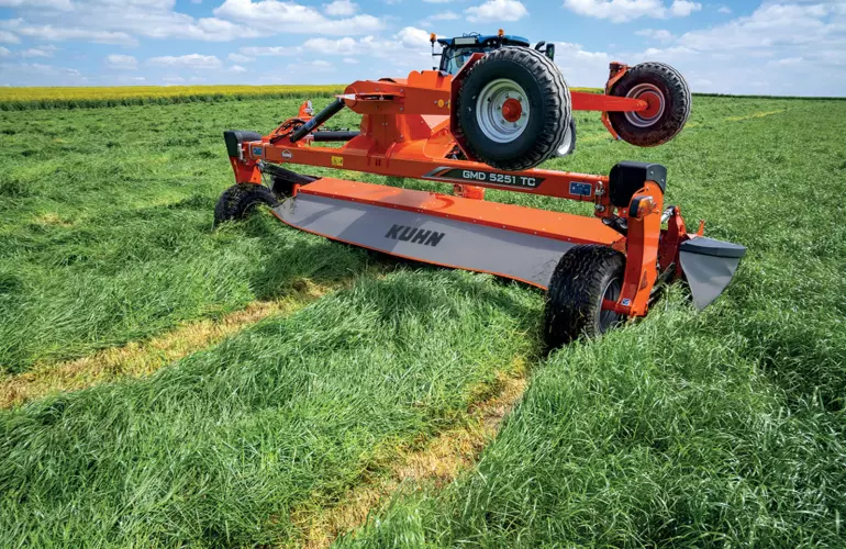 GMD 5251 TC Disc Mower - Ground Shot