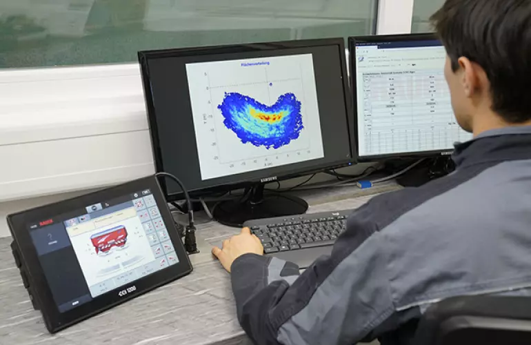 3000 spreading tests carried out each year
