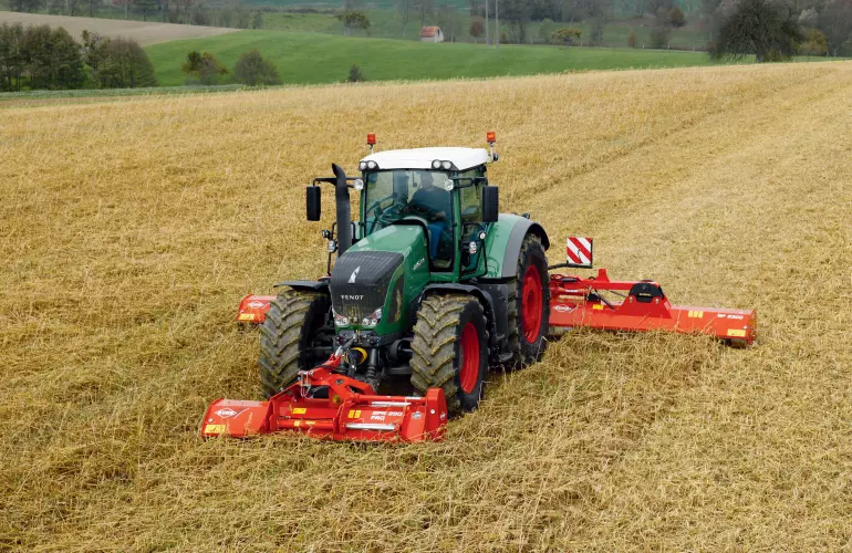 BP 8300 shredder at work