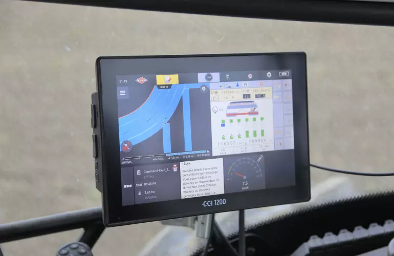 The new ISOBUS CCI 1200 terminal