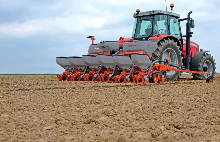 A PLANTER 3 in sowing action