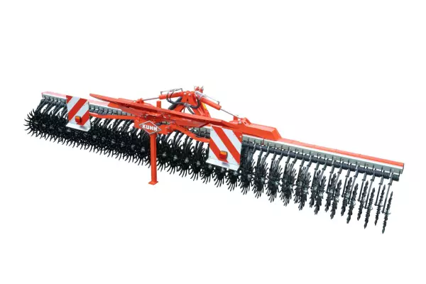 Rotary hoe Starliner with black spring-loaded tines designed for mechanical weeding.