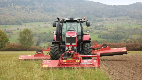 BP 8300 shredder at work