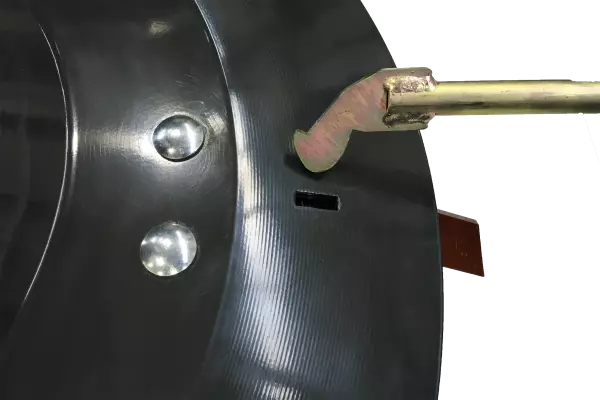 Using a hook shaped tool, you can simply replace the knifes.