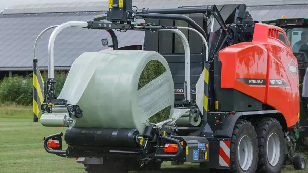 The cylindrical wrap ensures that more air is excluded and that the bale retains its shape.