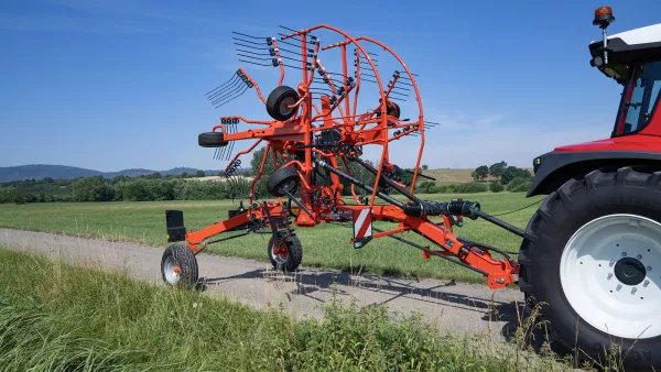 Regolazione della larghezza d'andana meccanica o idraulica su GA 7501 +