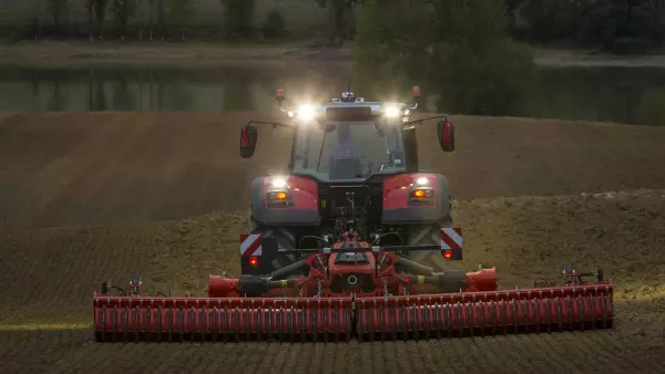 Made-to-last and robust DURAKUHN blades as standard on HR 1040 R