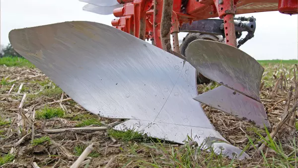 Las piezas de desgaste de los arados KUHN se benefician de un saber hacer único
para superar los límites de uso.