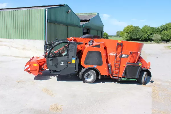Optimised dimensions on KUHN SPV Access/Power/Intense self-propelled mixers