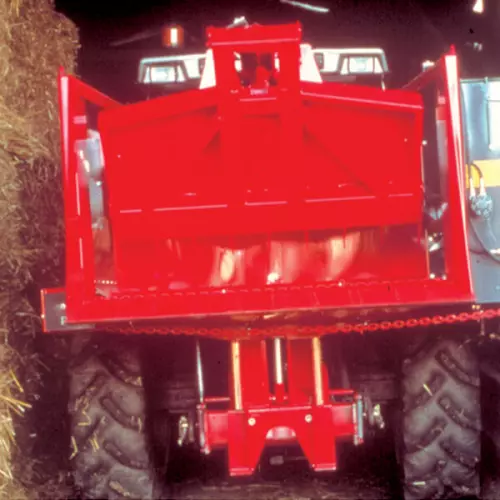 Hydraulic elevator for a maximum distribution of 1.41 m