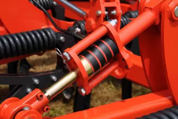 Simple adjustment of the working depth of the CULTIMER