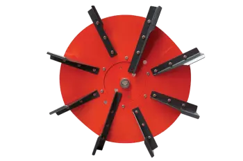 An even quantity of straw and a happy herd thanks to the KUHN PRIMOR 5570 M straw-blower & feeder