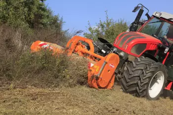 Shred a large quantity of plants with the PRO shredders