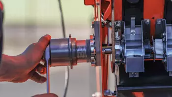 HELICA metering system with helical volumetric splines