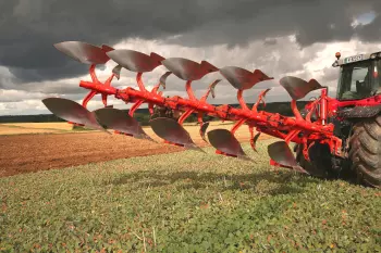 The mechanically welded design ensures enhanced reliability of the MASTER L plough