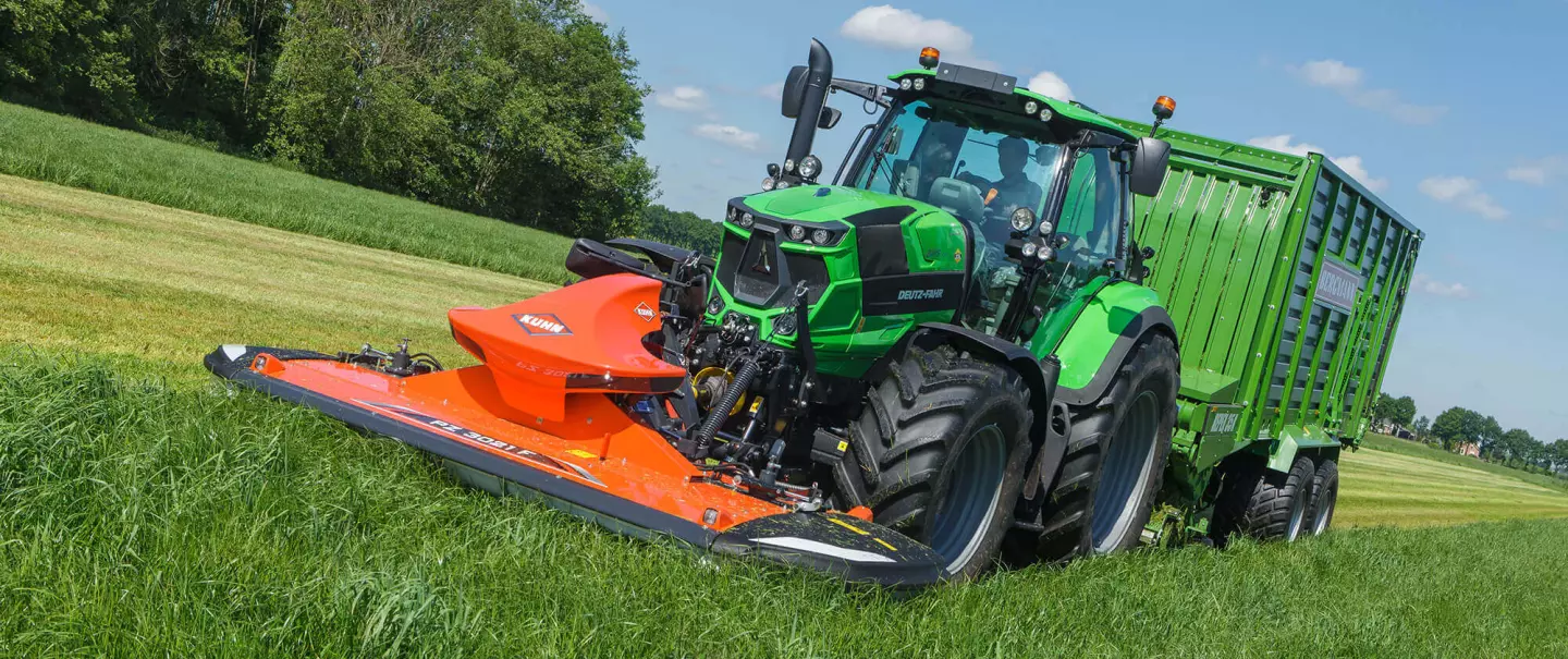 The KUHN PZ 3021 F front drum mower