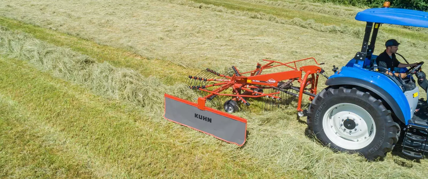 Single rotor rakes GA 1001 | KUHN