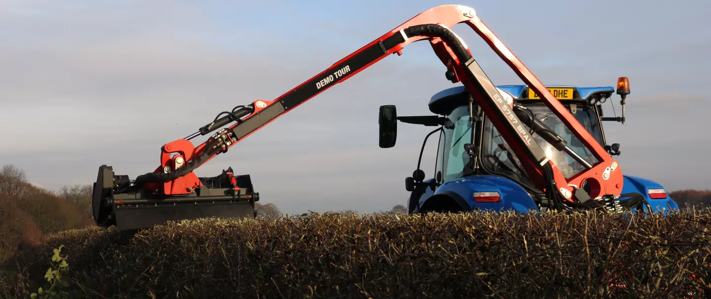 KUHN MULTI-LONGER GII 5757 SPAL Hedge and Grass Cutter: kinematics power