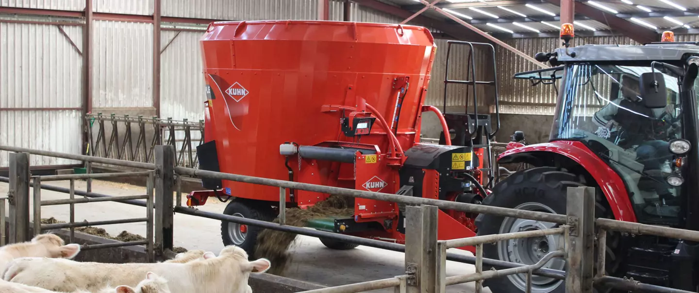 PROFILE 1 CL mixer at work