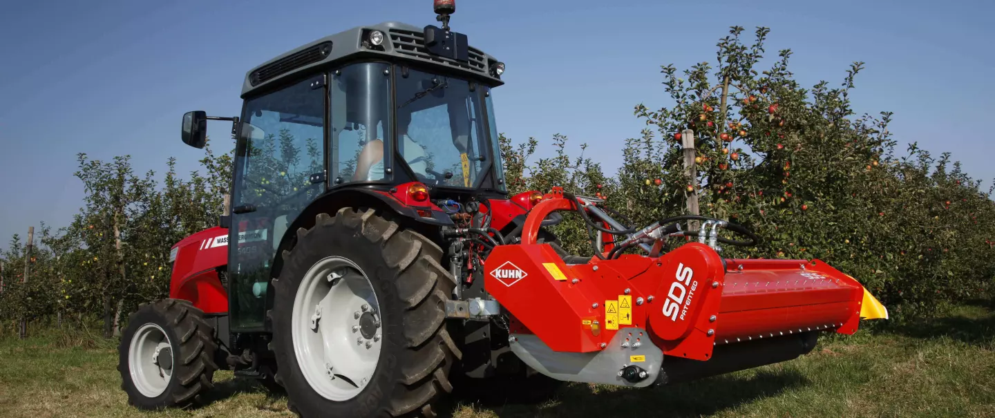 SDS 150 shredder in transport in an orchard